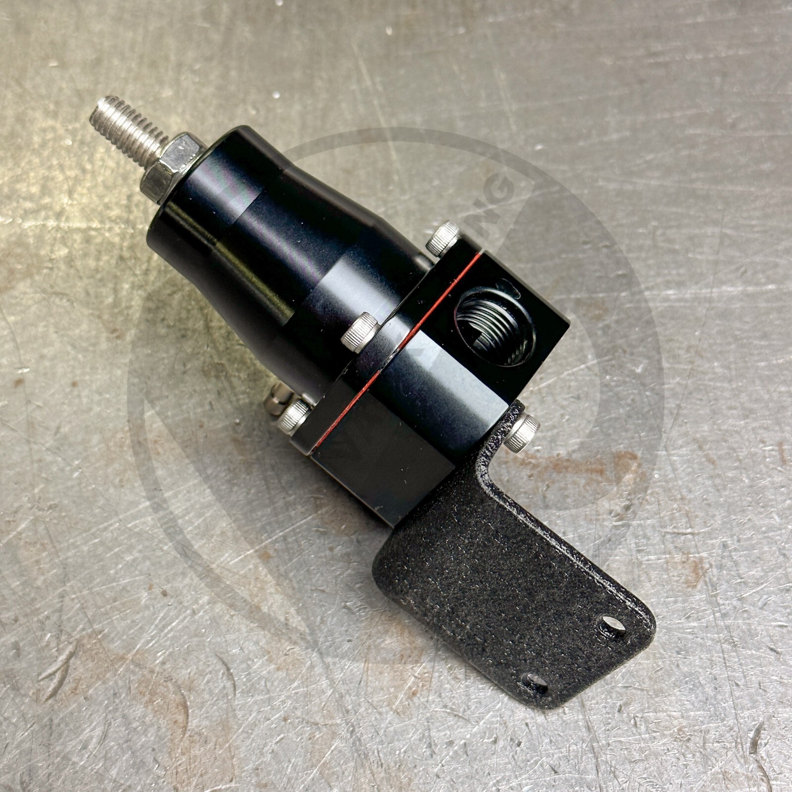 Aeromotive 13196 Style Fuel Pressure Regulator Bracket w Bolts (Silver)