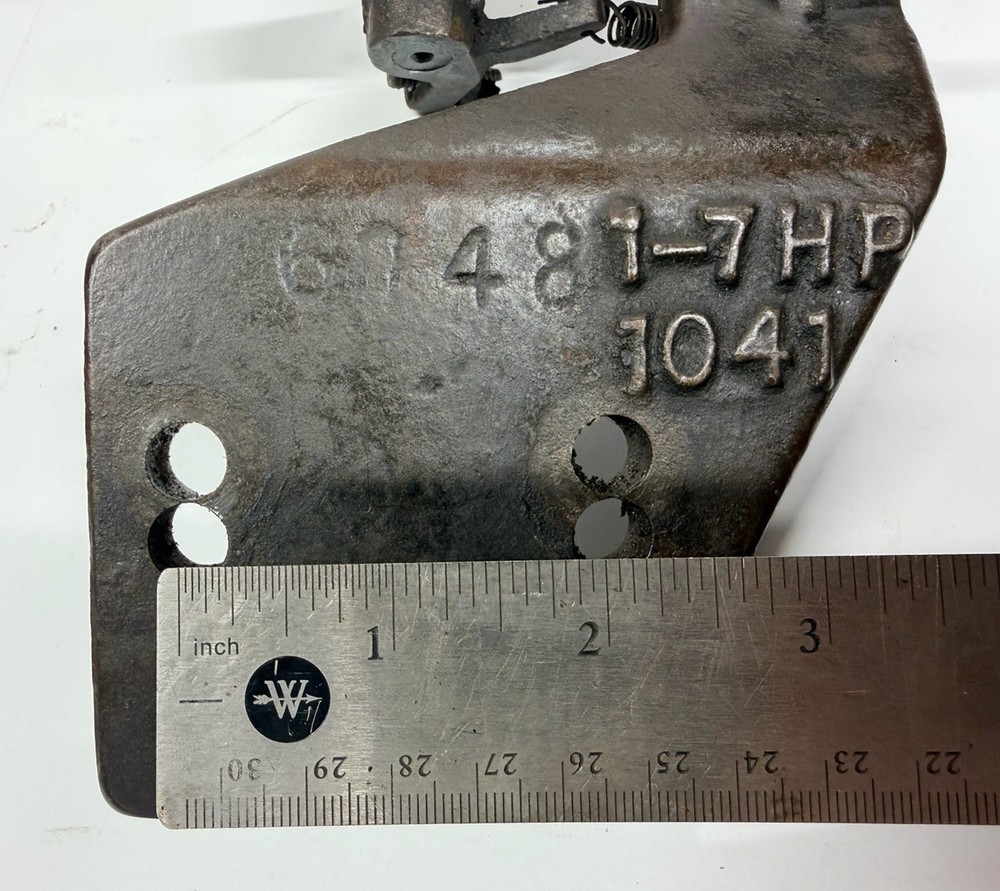 No 1041 WIZARD Magneto Bracket for 1 - 7HP Hit Miss Engine NICE SHAPE