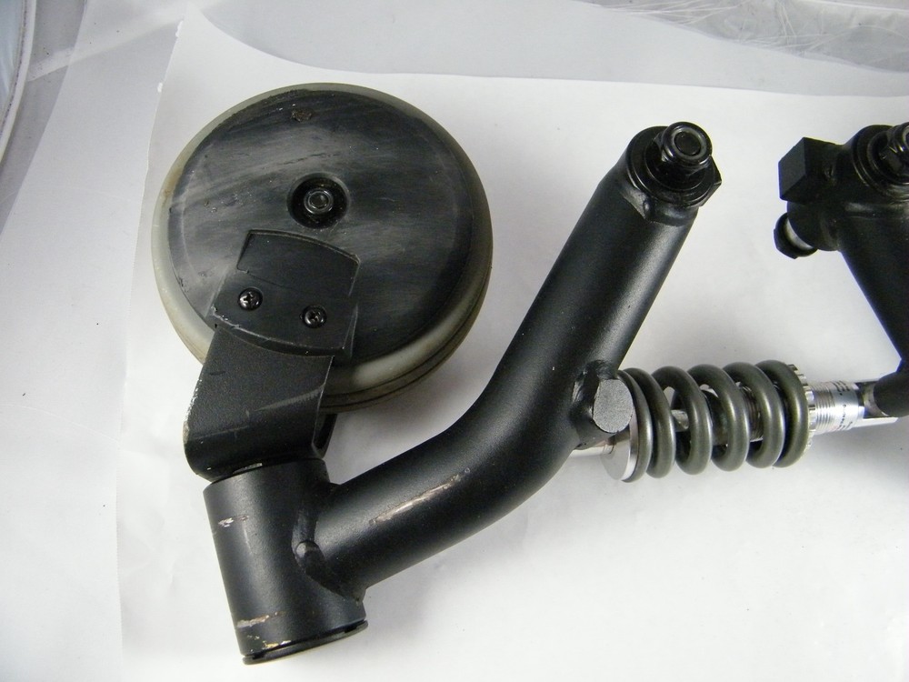 2013 PRIDE QUANTUM Q6 EDGE REAR TIRE ASSEMBLY