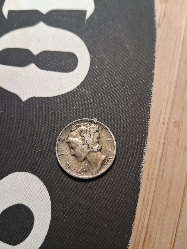 Mercury Dime 1940 w Silver