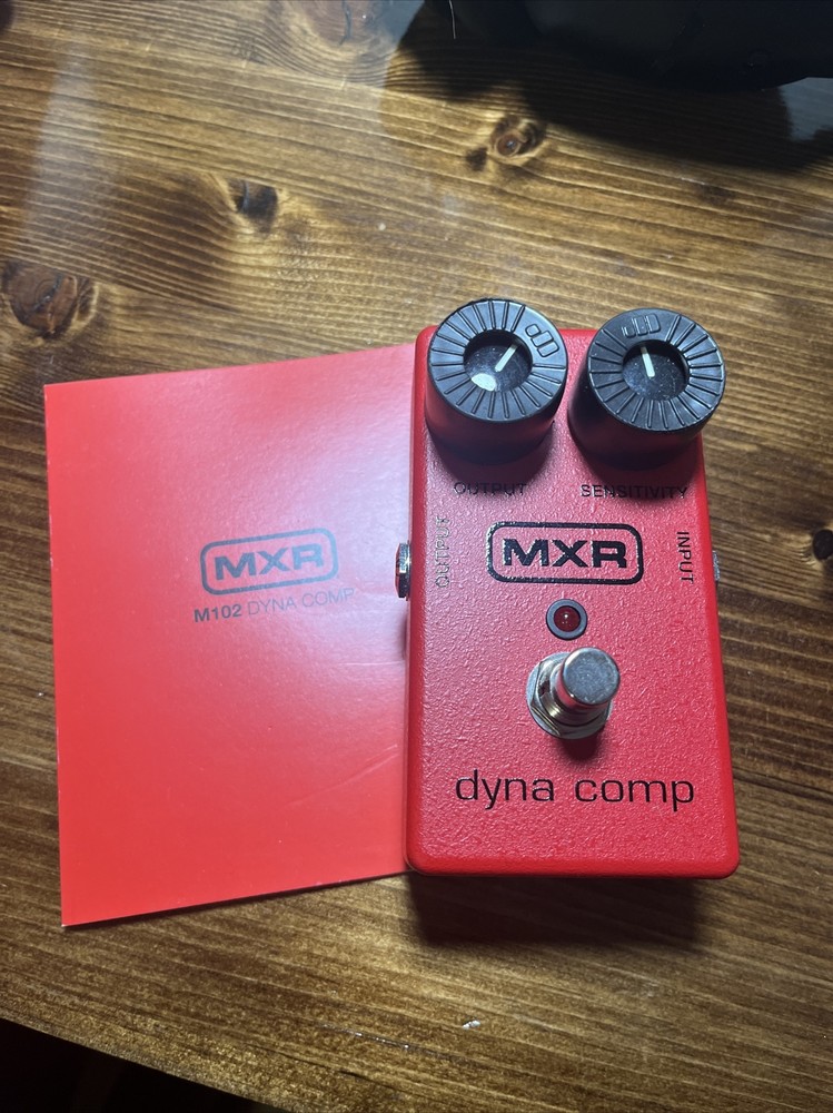 MXR dyna comp bass pedal