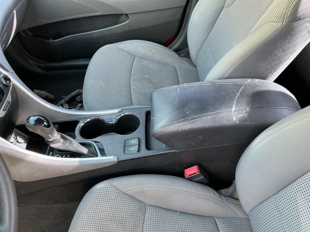 SONATA 2013 Glove Box 4932832