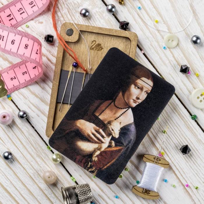 Needlework Holder "Lady with an Ermine"