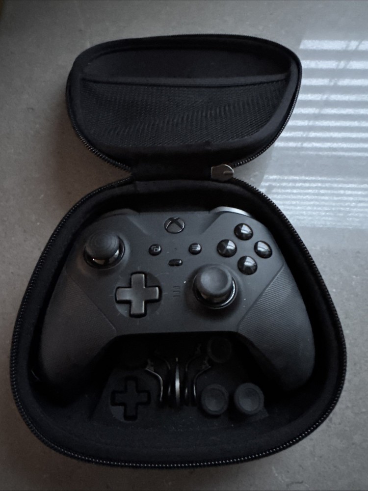 Xbox Pro Controller Without Charge Station