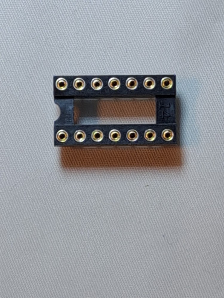 Pun Low Profile Machine Tooled solder Tail IC Socket Gold Plated 14MLPJP14