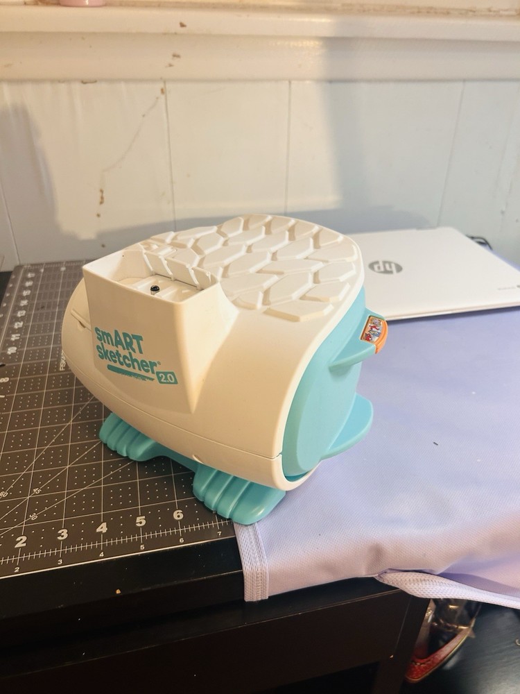 Smart Sketcher Projector Learning and Creative Sketch Toy