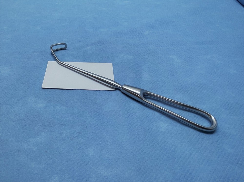 Codman 50-1060 Cushing Decompression Retractor, Fenestrated Blade, Germany