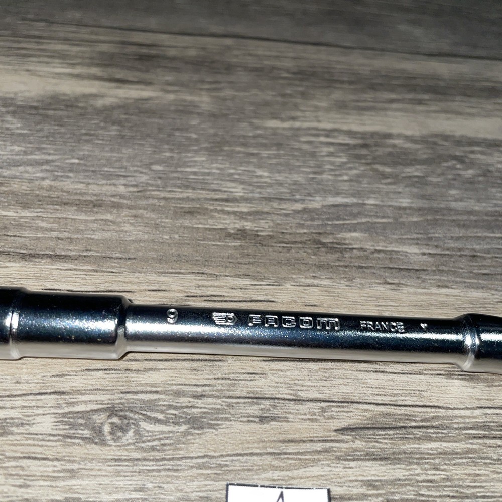 Vintage Facom No75, 9mm OGV Angled Socket Wrench / Spanner