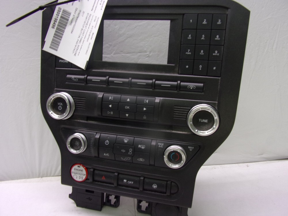 FORD MUSTANG 2017 A/V Equipment control panel