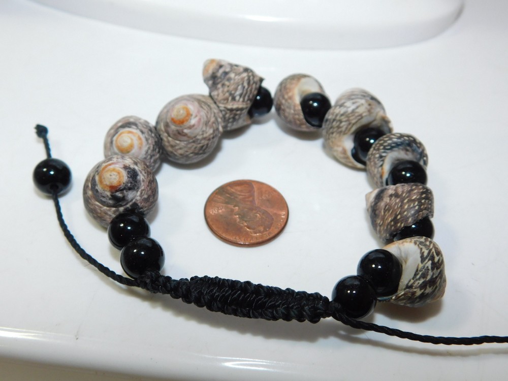 Snail Seashell Black Bead Pull Cord Adjustable Bracelet 7k 47
