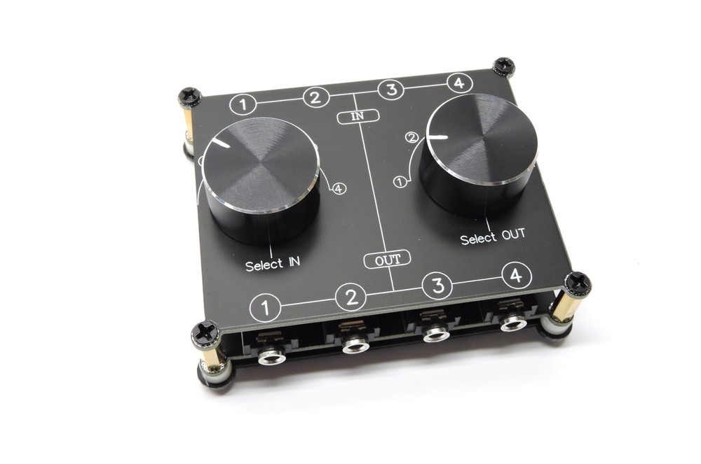 4 Input 4 Output 3.5mm Audio Switch Box for Home Audio