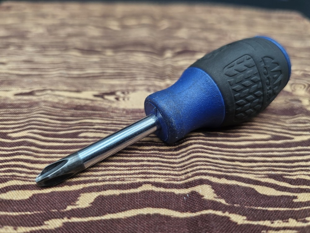 Mac Tools Stubby Screwdriver Phillips #2 Rubberized Grip