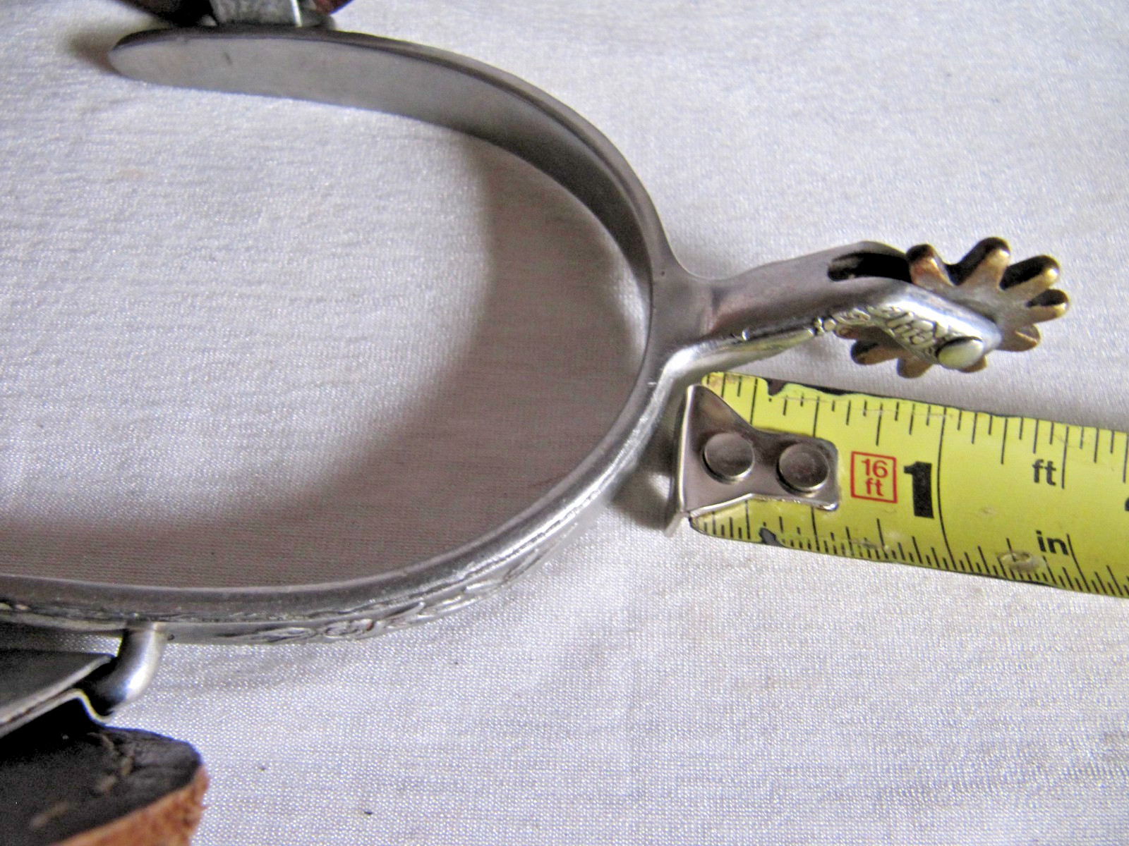 Ladies Rose Floral Engraved Stainless Western Rowel Spurs w/ Leather Straps