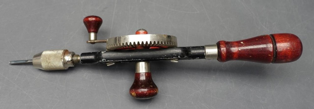 Millers Falls Manual Drill Tool Egg Beater No. 5 Handle Compartment Holds Bits
