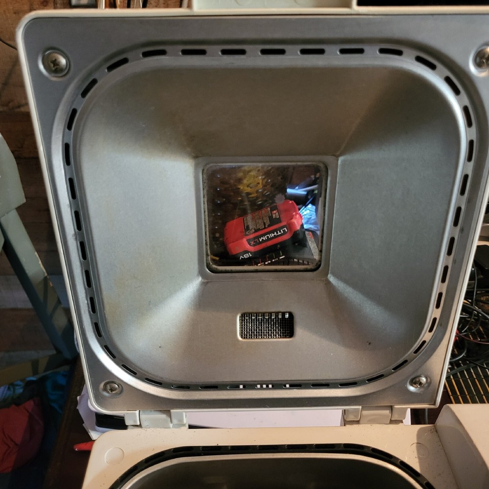 Tested 💥 Retro 💥 Sunbeam Oyster Model 4810 Automatic Bread Maker Machine