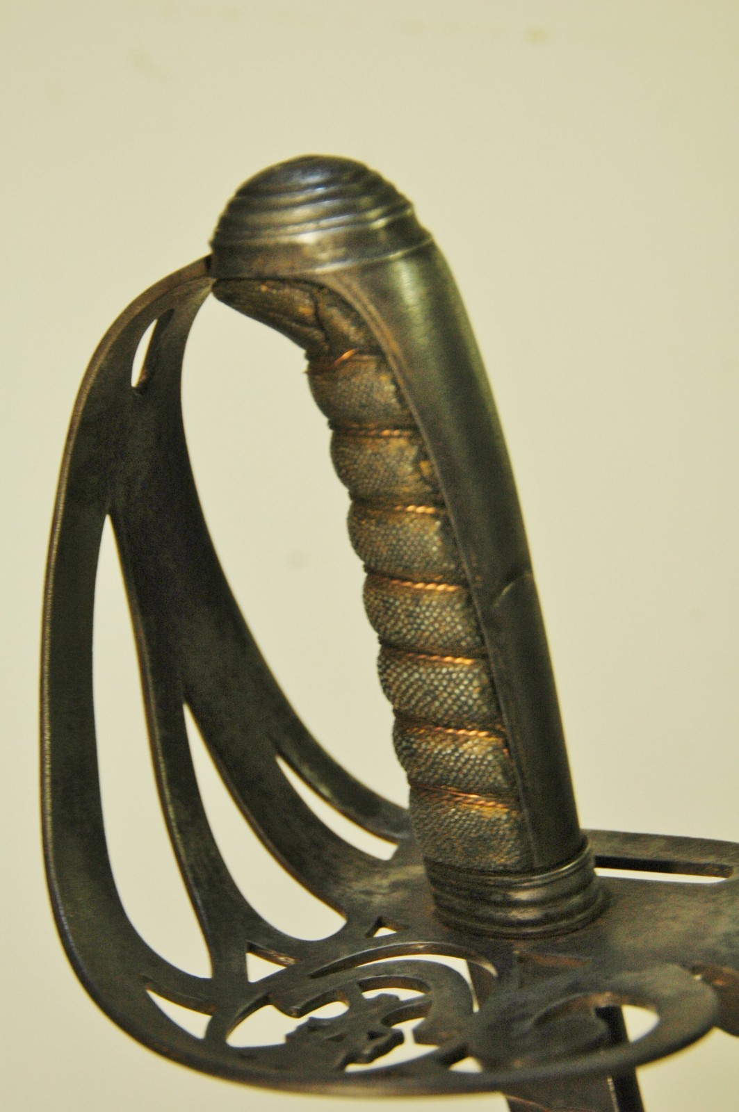 British 1st Surrey Rifles officers sword, 19th century w/ scabbard