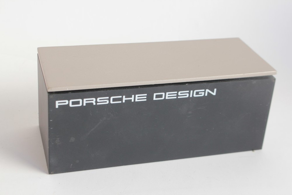 PORSCHE DESIGN Display Stand (71028)