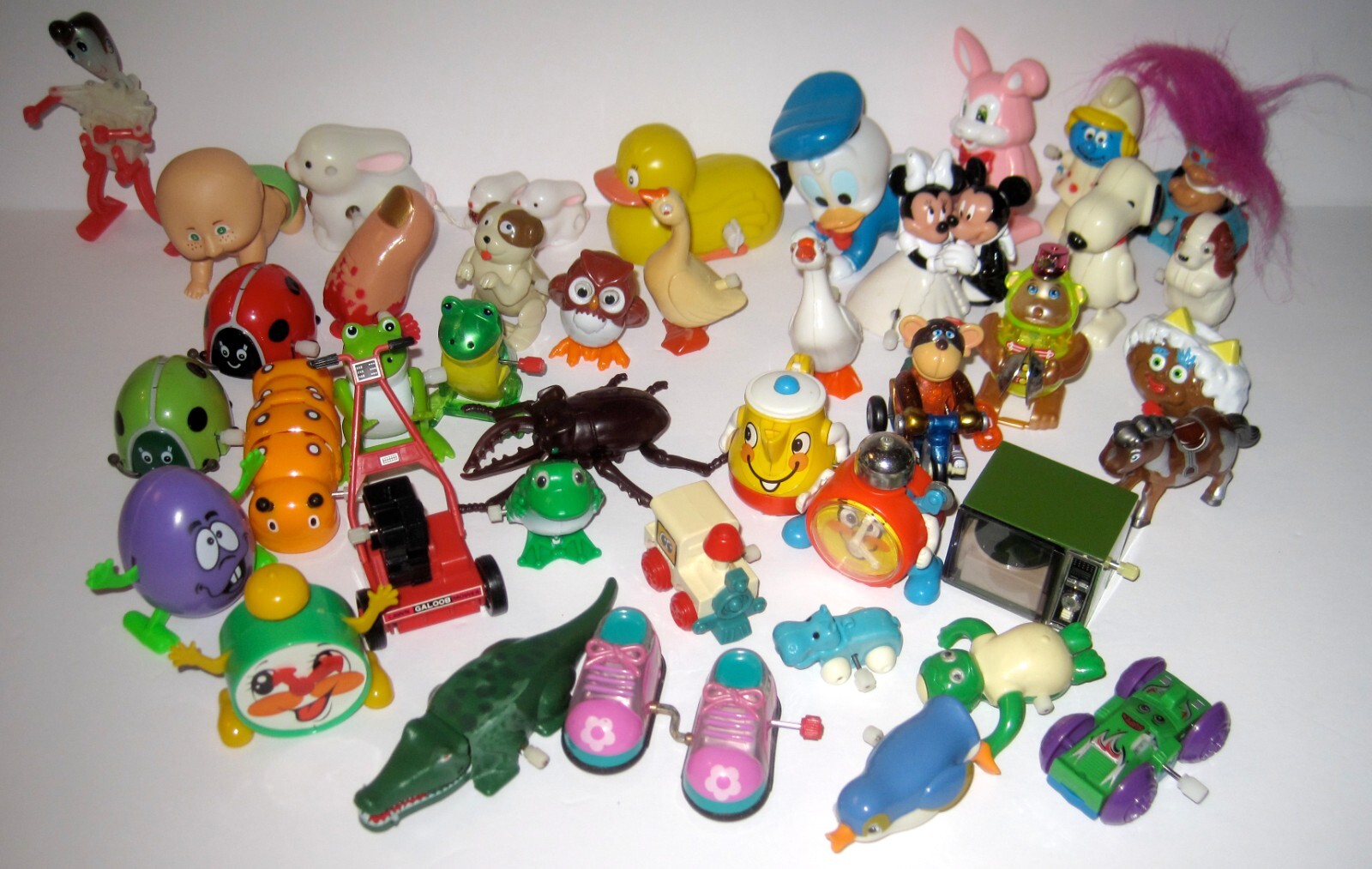 HUGE LOT Vintage Mini Wind-Up / Ramp Walker Toys Tomy Galoob Disney