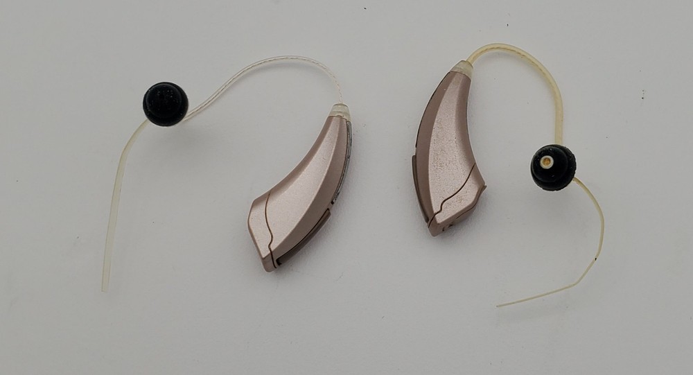 MICROTECH Hearing Aids Vector 12 BTE Pair Right & Left UNTESTED