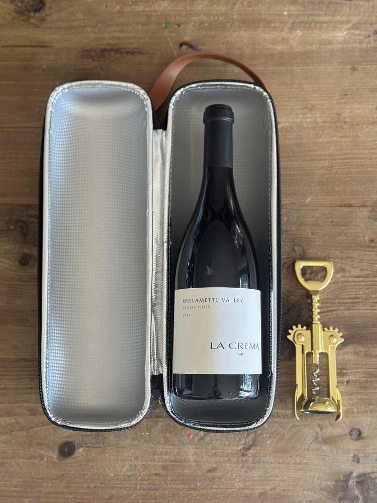 Assorted gift kit with different brands. Perfect for differente occasions.