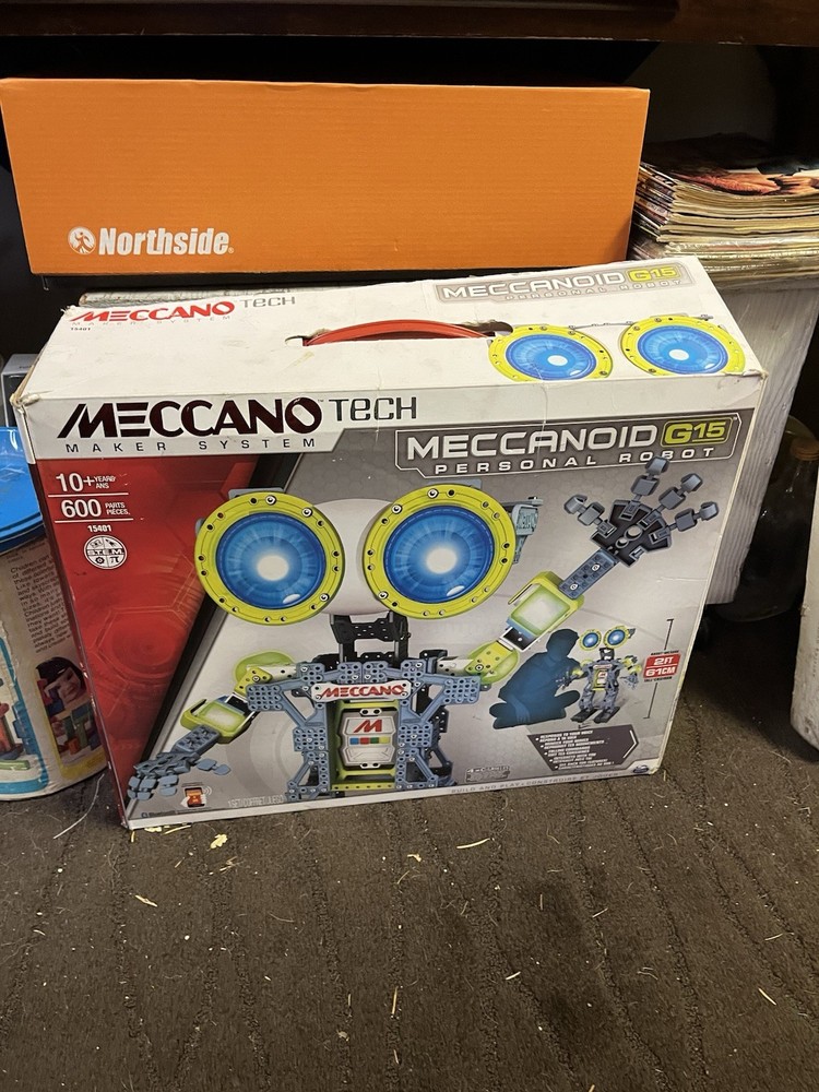 Mecaniod Robot