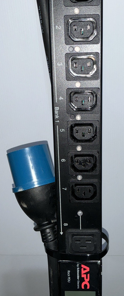 SCHNEIDER ELECTRIC AP8953 Power Distribution Unit AP8953