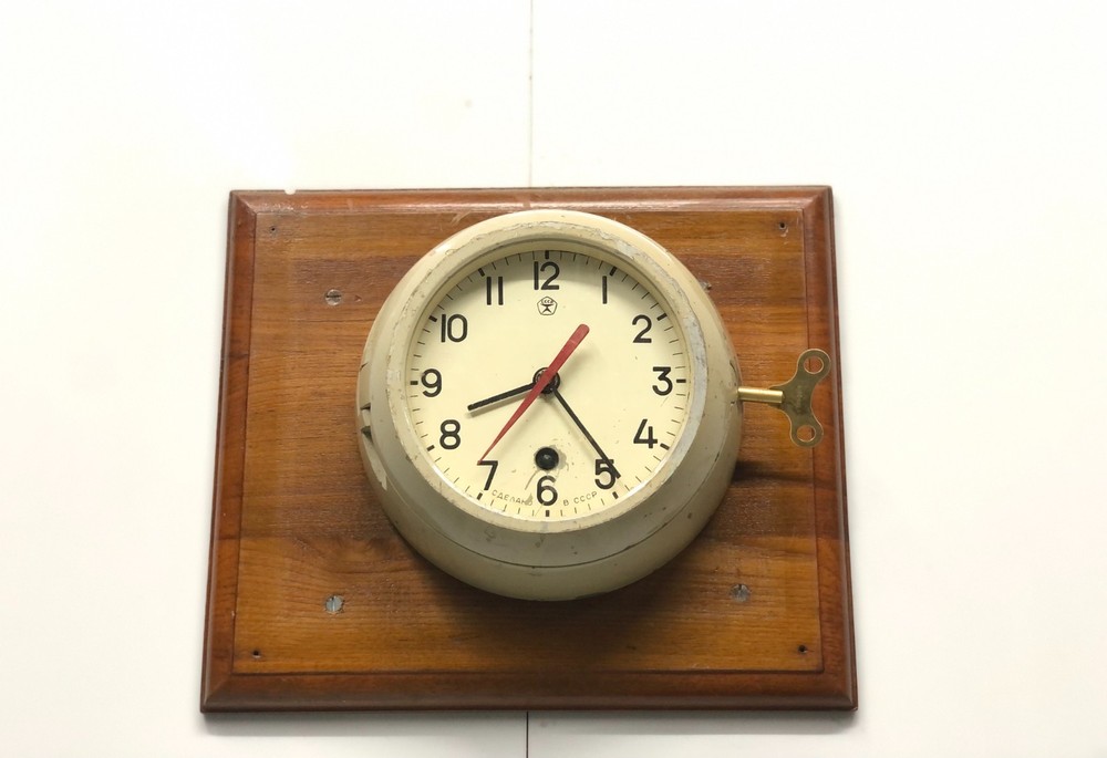 Antique Russian Original Ship Clock: CCCP Key Winding Mechanical Wall Clock