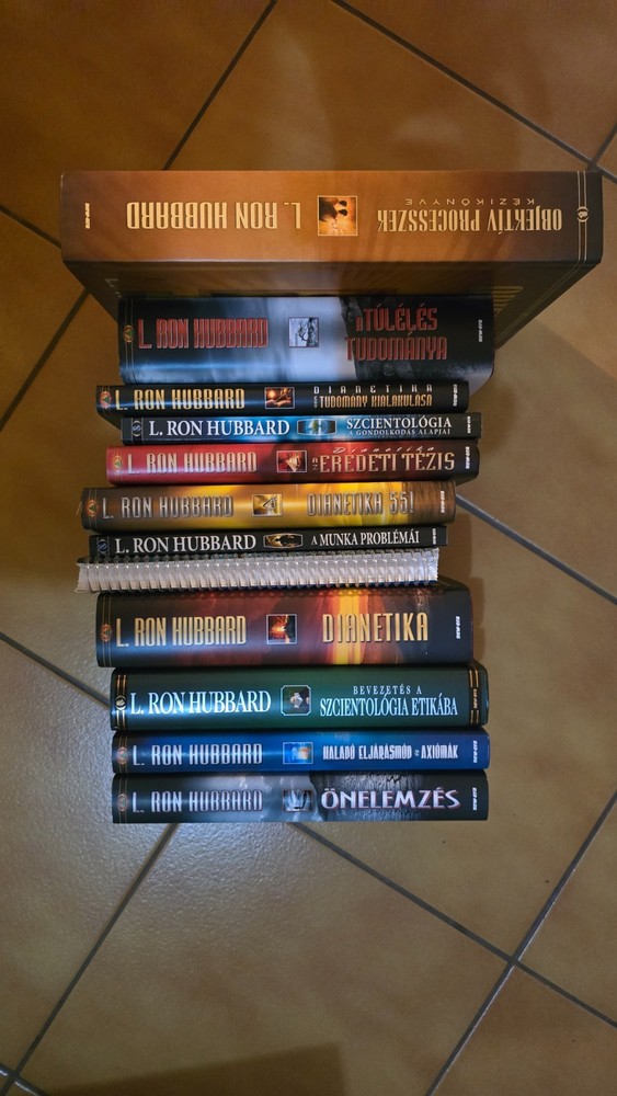 Szcientológia könyv, CD