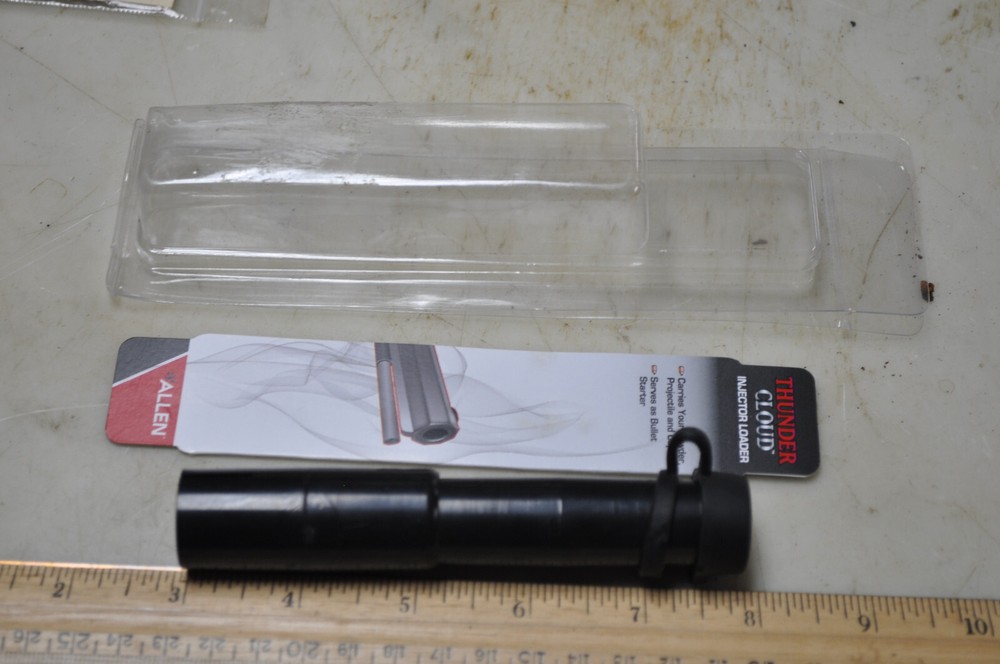 Thunder Cloud Injector Loader Holds Powder Projectile and Cap Bullet Starter