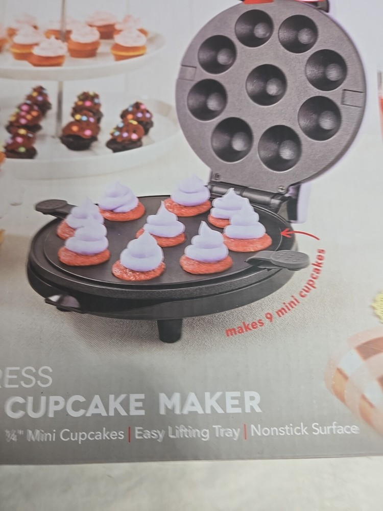 New Dash Express Mini Cupcake Maker Make 9 Mini Cupcakes