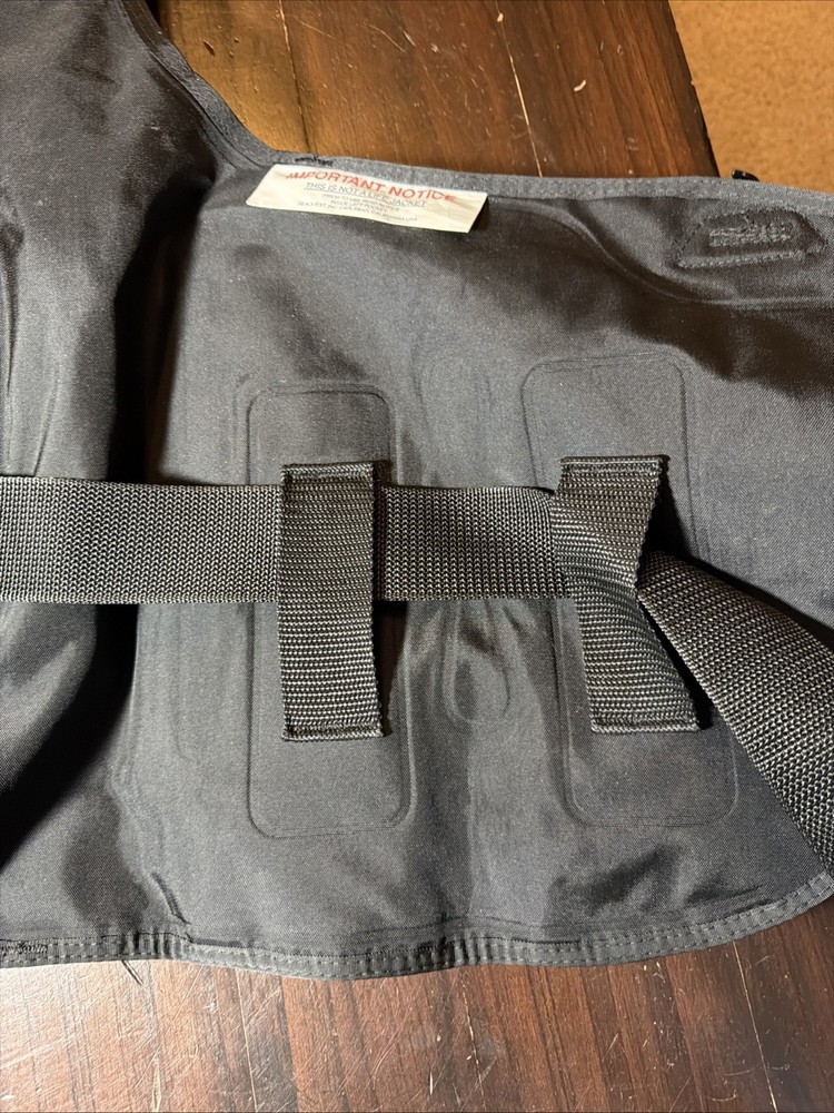 Seaquest wave scuba diving jacket - Size M.. medium