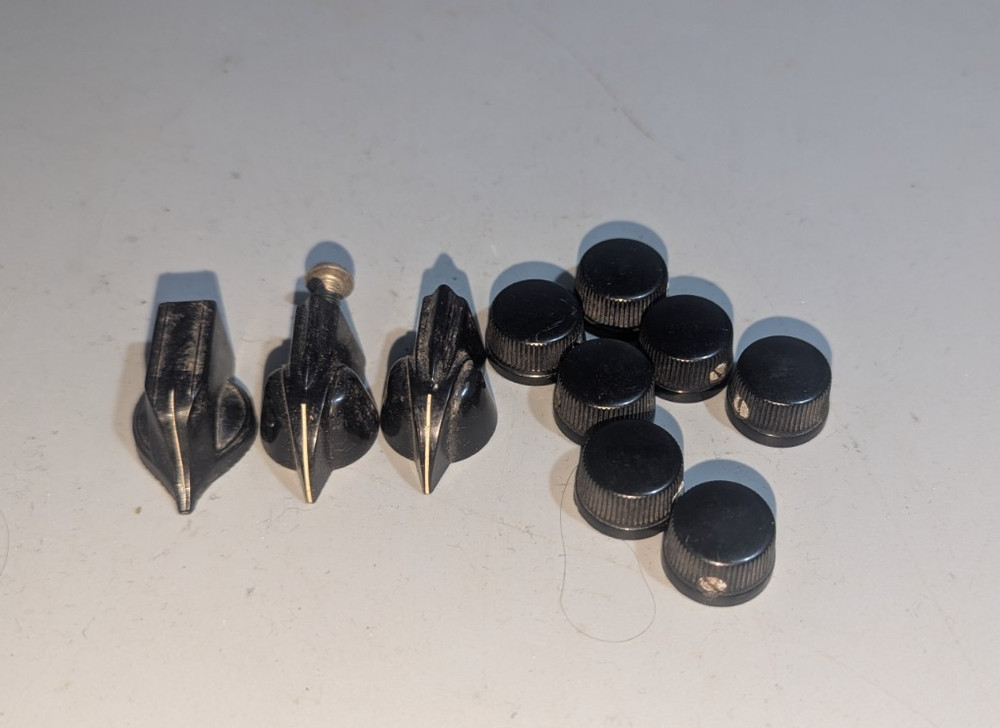 Vintage Daka Ware Chicago Radio Control Knob Lot Pointer Knobs Bakelite Ham