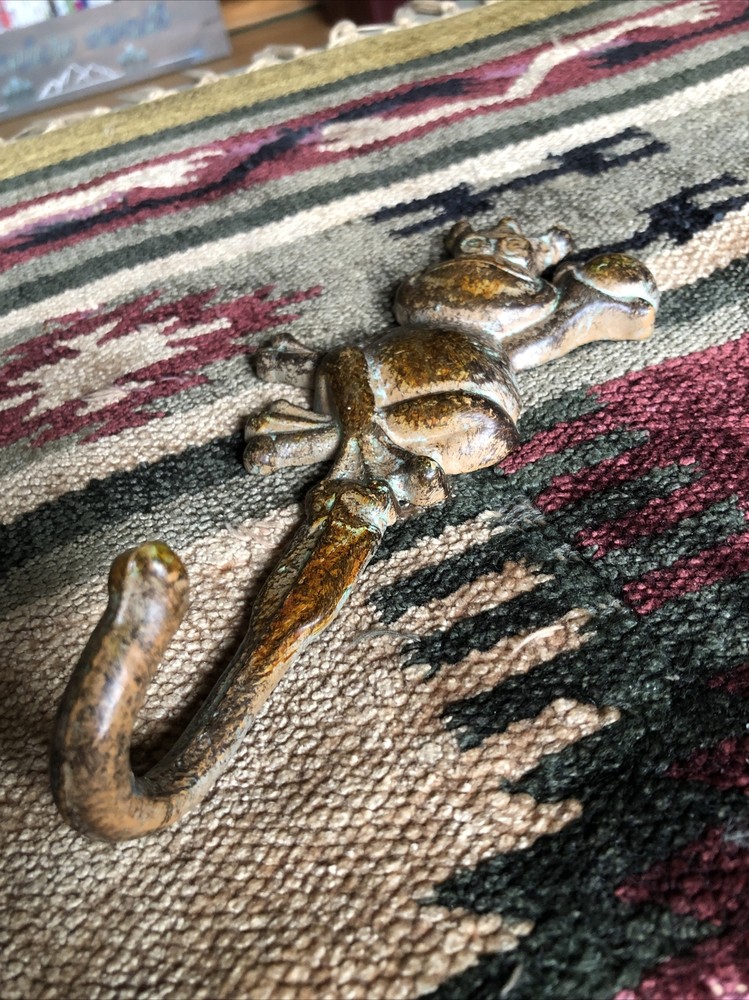 New ~ Cast Iron FROG Towel Hooks Hat Rack TOAD Coat Hook Rustic Free Ship!!