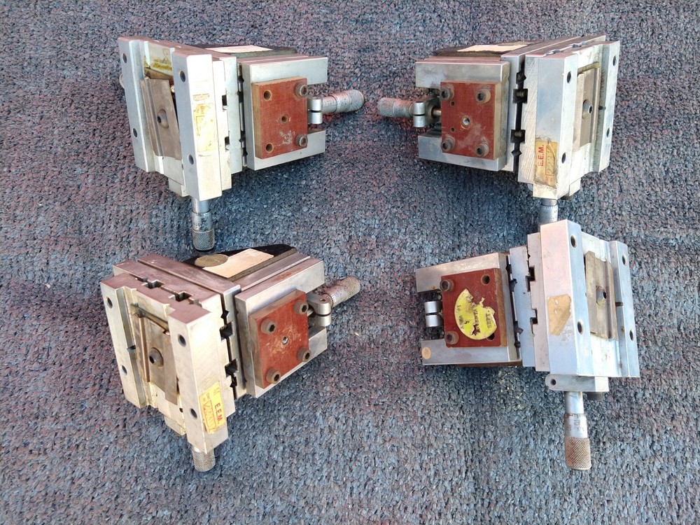 linear positioning stage (4 pcs)