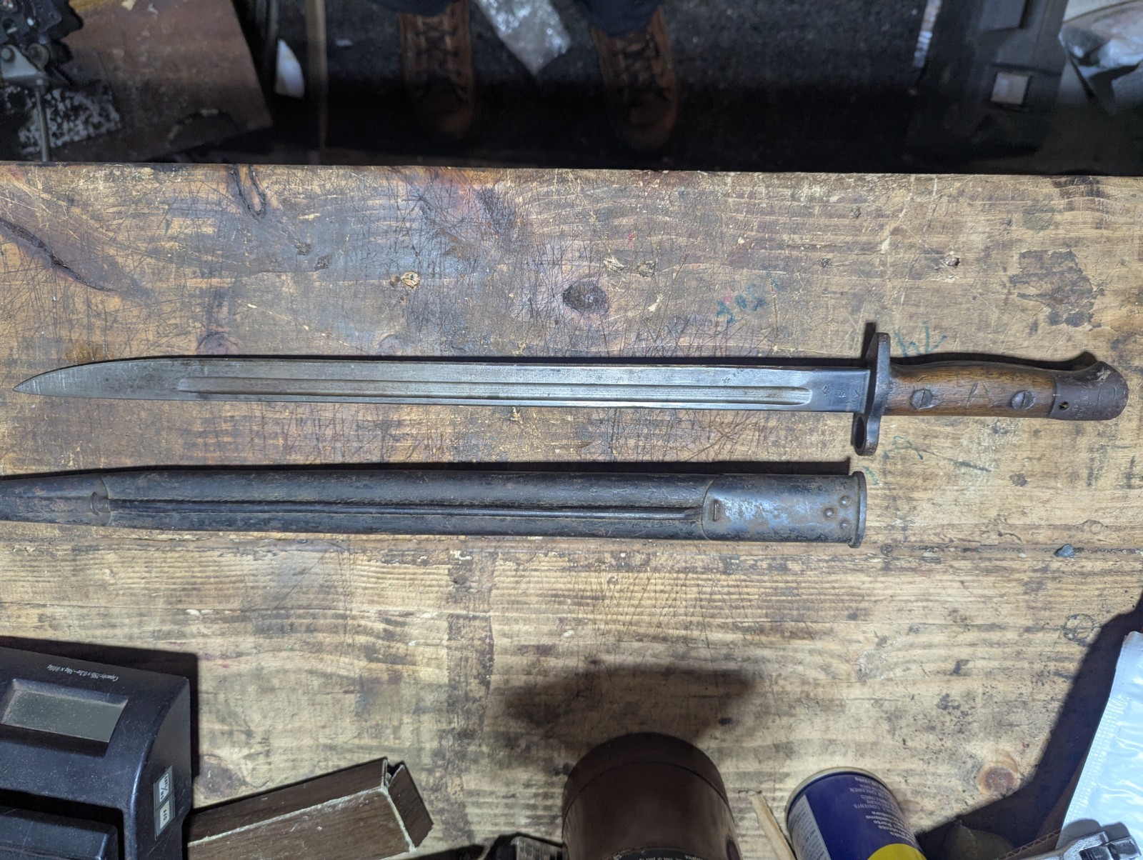 ORIGINAL SCARCE WWI BRITISH 1907 PATTERN SMLE BAYONET And Scabbard