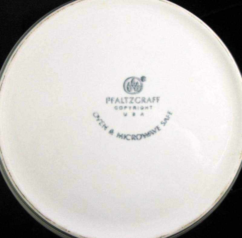 Pfaltzgraff Mountain Shadow 2 Quart Covered Casserole