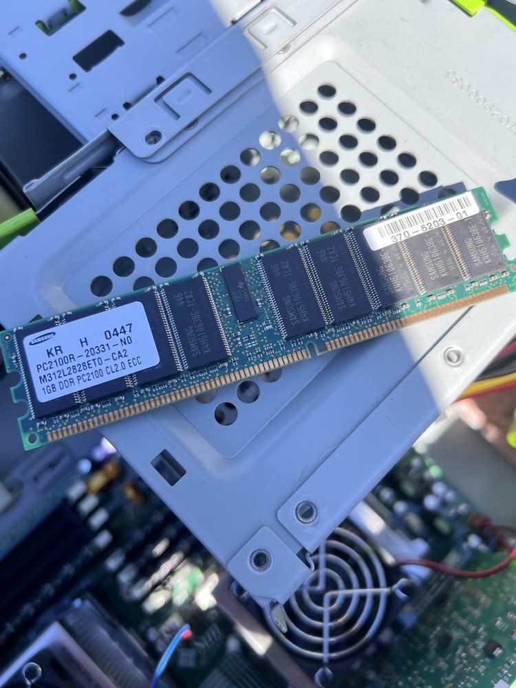 Sun Microsystems Sunblade 2500 ( READ BELOW )