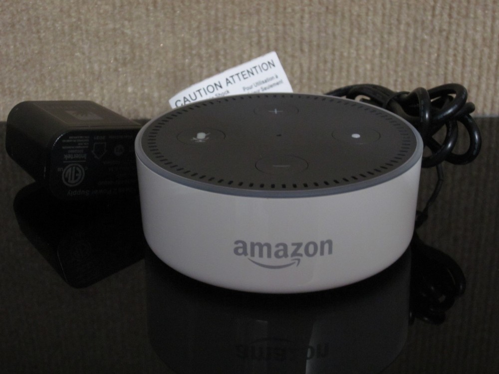 Amazon Echo Dot 2nd Generation Smart Assistant White RS03QR