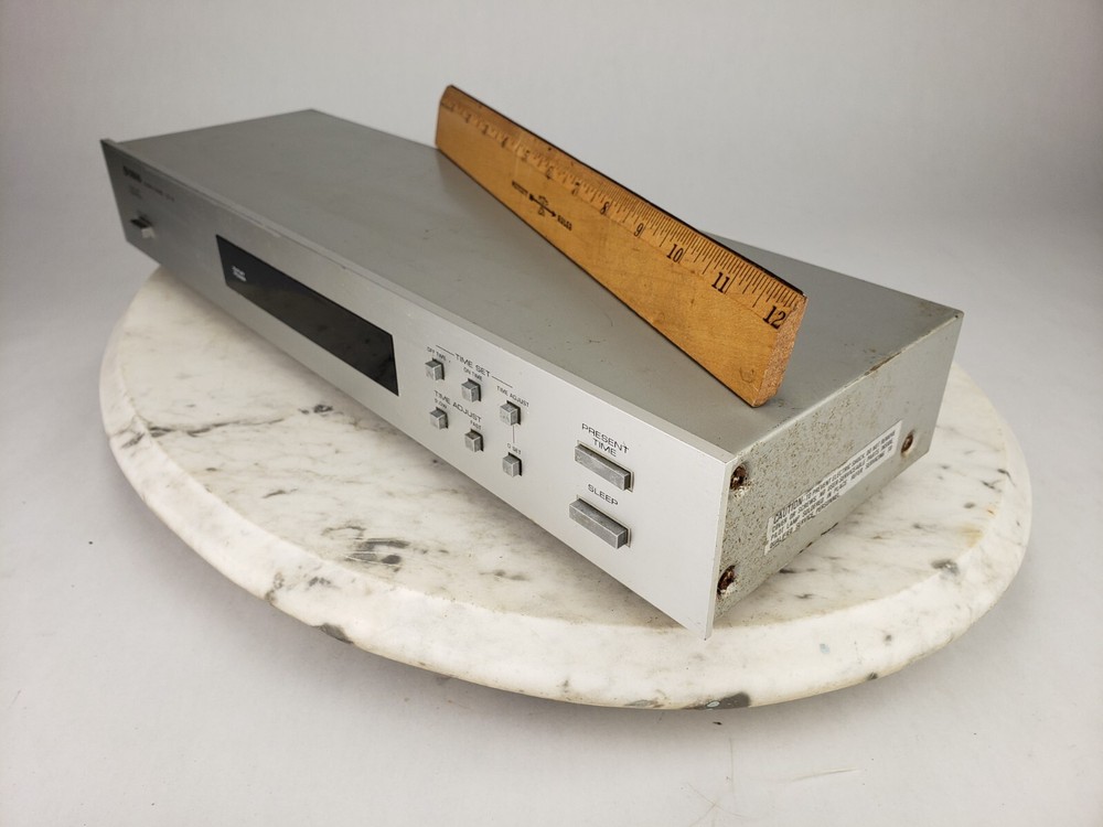 Vintage Yamaha Model DT-2 Audio Timer Silver