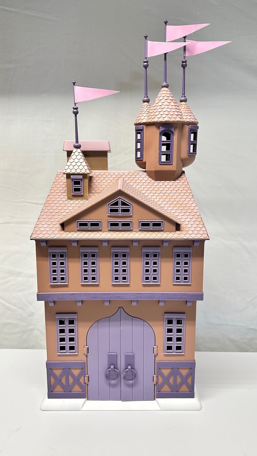 Playing Mantis Rudolph - Santa's Castle - plus extras from non-smoking home!