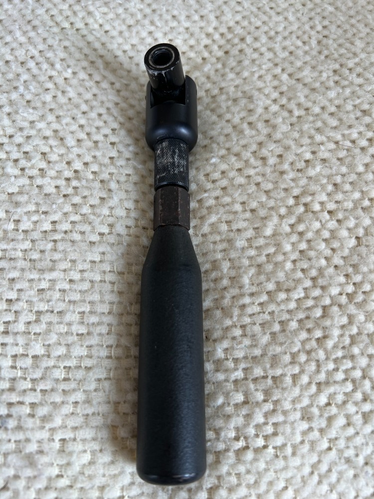 Compound Bow Stabilizer Bar with Knuckle