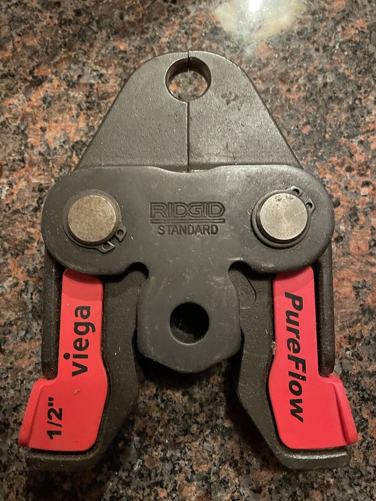 Compact Jaws for Pure Flow