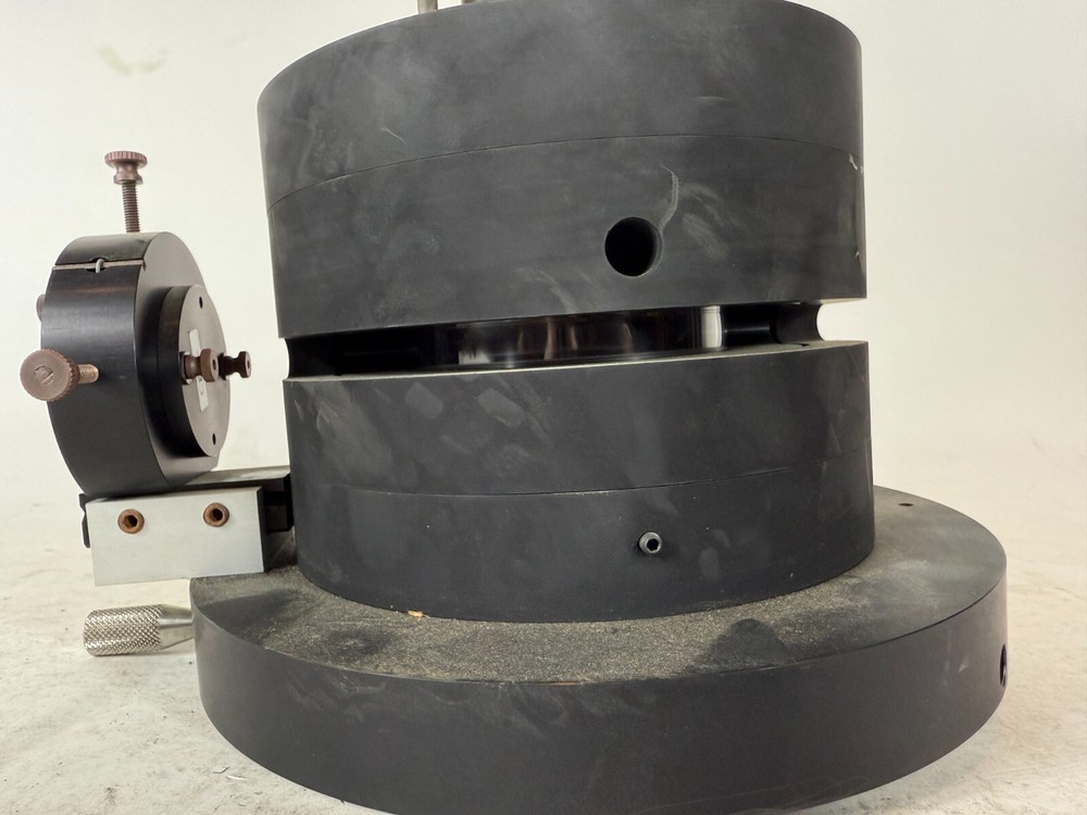 BROOKHAVEN INSTRUMENTS BI-200SM Goniometer, Temperature Controlled Cell Unit