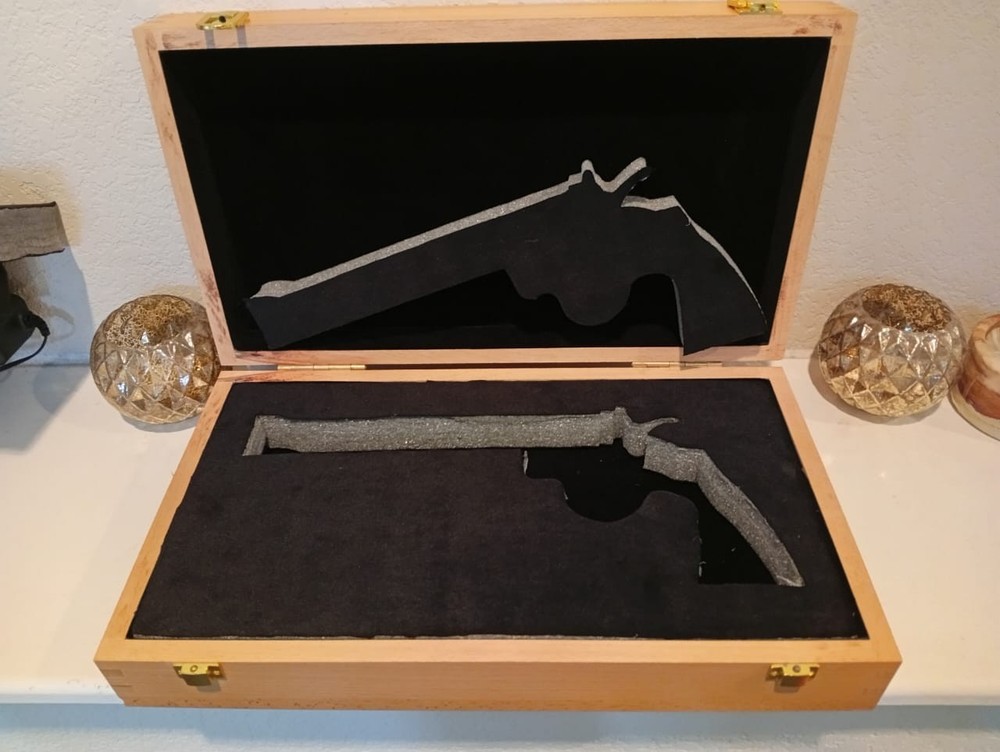 COLT PYTHON 8 INCH BEECH WOOD REVOLVER/PISTOL CASE