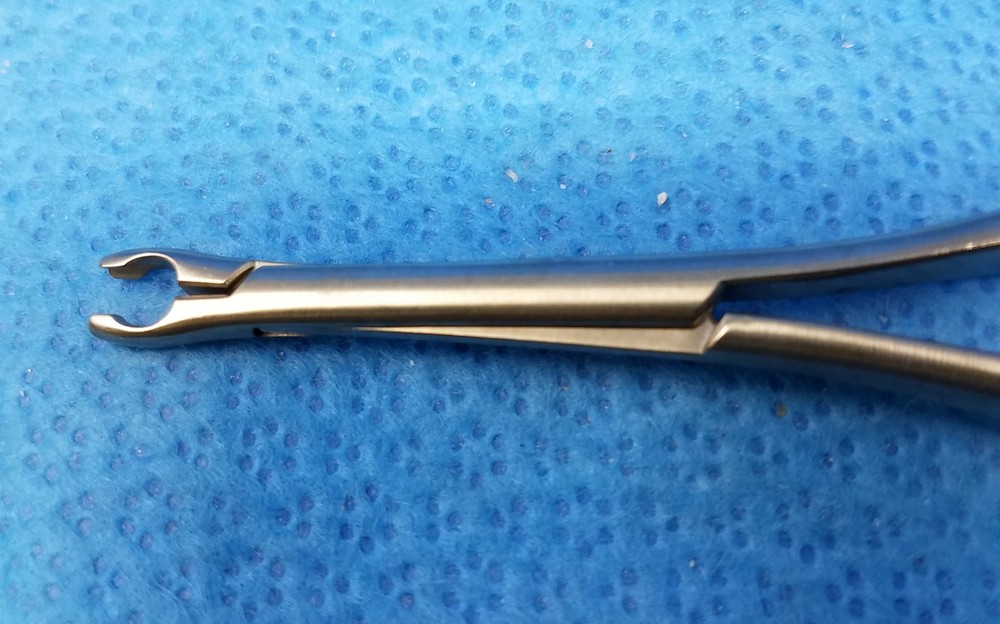 Aesculap FE548K Mini Applier, Straight, 7"
