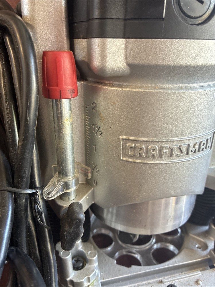 Craftsman 320.27666 Variable Speed Plunge Router