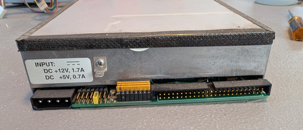 Syquest 44MB SCSI drive - untested