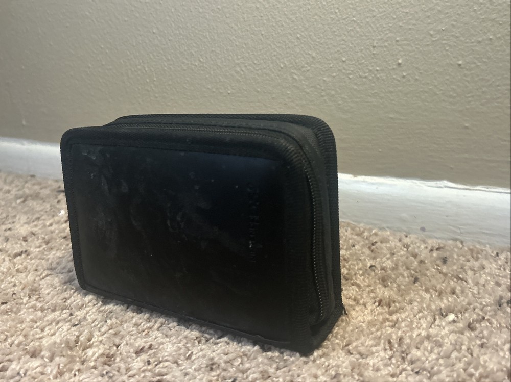 Nintendo DSi Wallet Fold Carrying Case Black - Used
