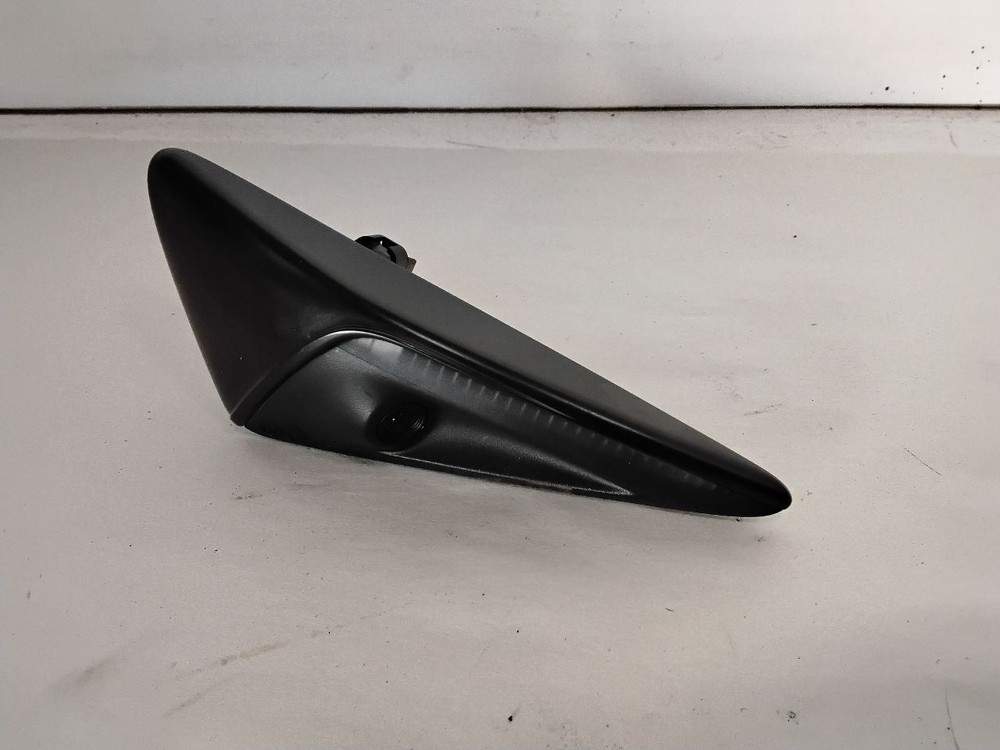 TESLA 3   2018 Camera/Projector 129122