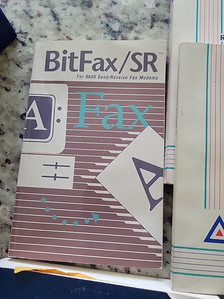 Lot Computer Manuals IBM Microsoft BitFax Mosaic Paint Epson Dos Basic Lotus 17